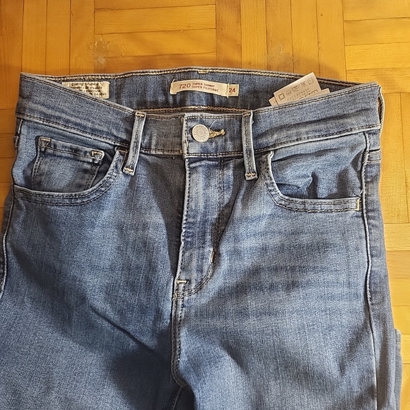 Levi's 720 Super Skinny Woman Size 24X30 - Picture 6 of 10